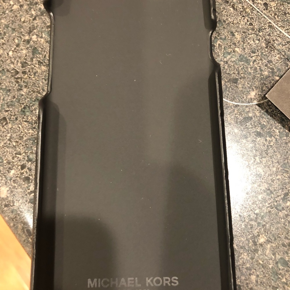 iPhone case - Picture 4 of 5